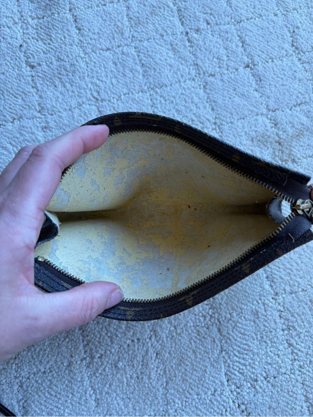 Louis Vuitton Monogram Zipper Pouch AUTHENTIC /w FAIR CONDITION Interior